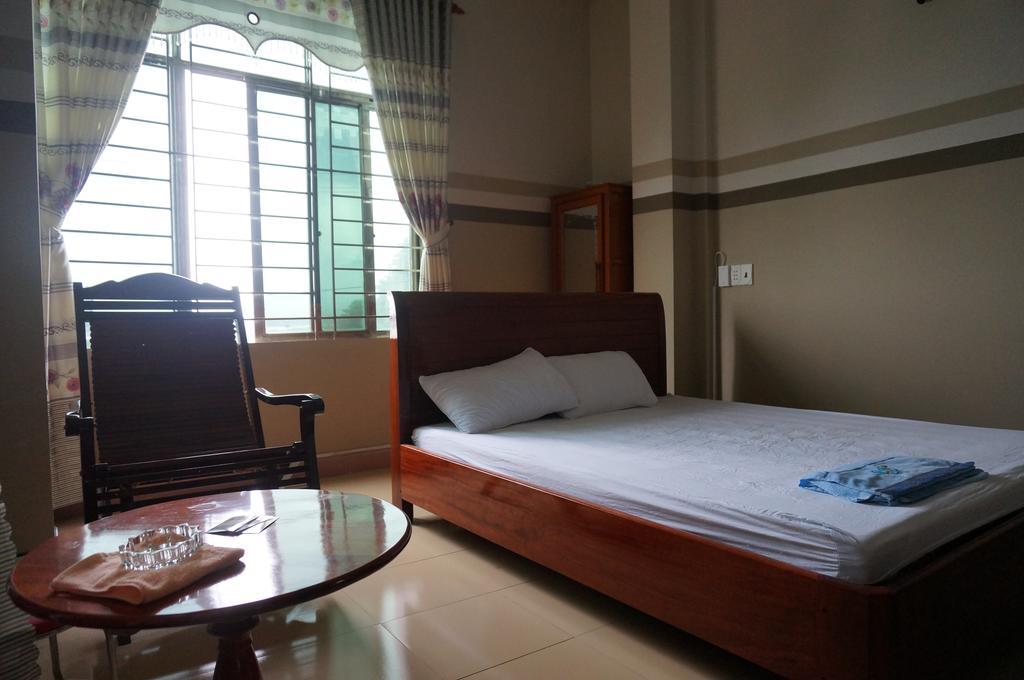 Thanh Lich Guesthouse Quảng Ngãi Extérieur photo